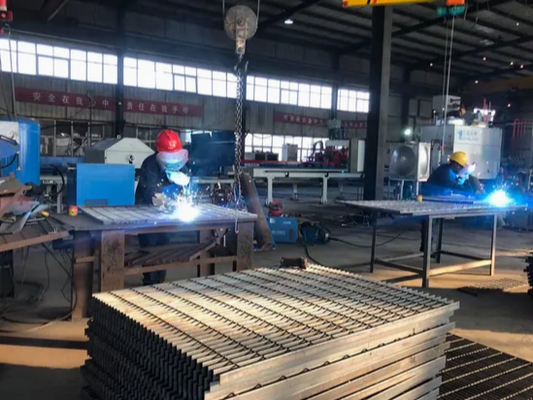 ทนต่อการกัดกร่อน สแตนเลส Grating Grid Grating Serrated Flat Bar Drain Cover