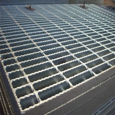 ผู้จัดจำหน่ายตะแกรงเหล็กแบริ่งบาร์ชุบสังกะสี Mild Steel ขนาด 25X5 มม. มาตรฐาน 6.0 เมตร