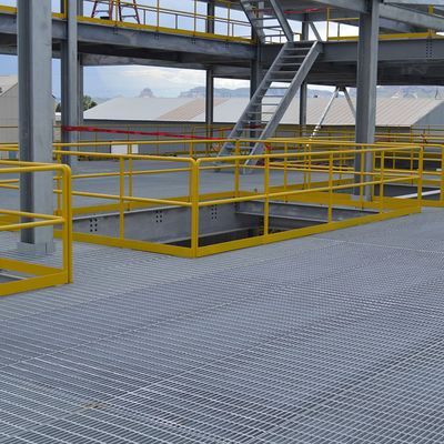Customizable Design Steel Grating with Excellent Load-Bearing and Optimal Drainage for Industrial Platforms