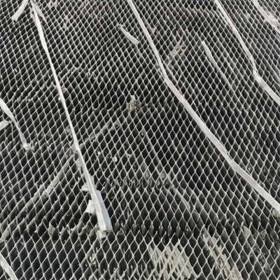 เครื่องปั่นเหล็กดัดเหล็กไร้สแตนเลสแบบหมึกร้อนสําหรับทางเดินและแพลตฟอร์มอุตสาหกรรม