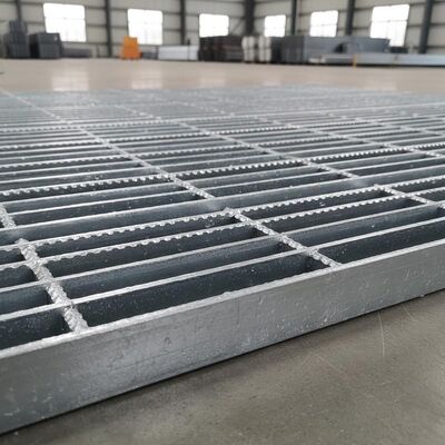 Hot-Dipped Galvanized Steel Grating with High Tensile Strength and Corrosion Resistance for Industrial Use