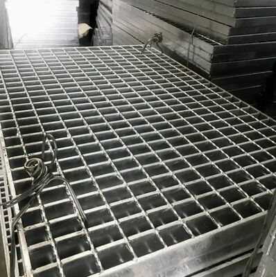 Q235 ท่อระบายน้ำเหล็กกล้าคาร์บอนต่ำท่อระบายน้ำรางระบายความร้อนขนาด 3 - 10 มม