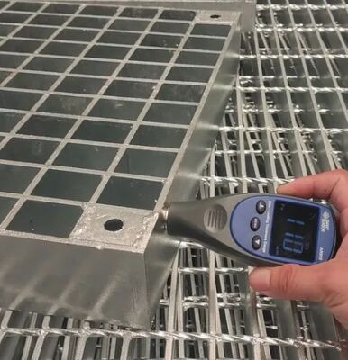 Stainless Steel Pressure Welded Grating Plate with High Load-Bearing Capacity