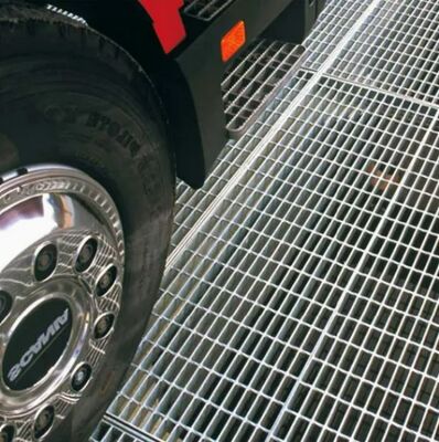 Stainless Steel Pressure Welded Grating Plate with High Load-Bearing Capacity